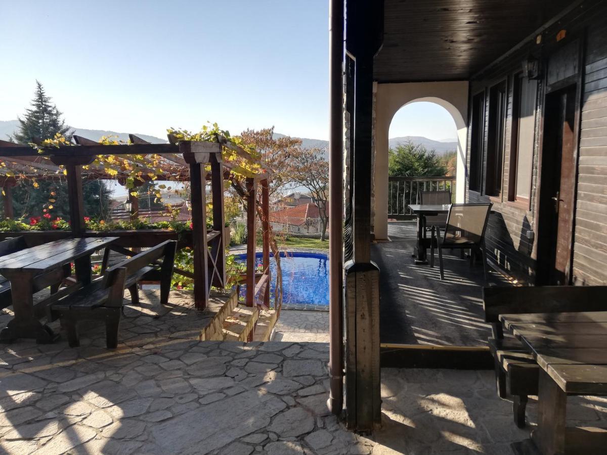Trifon Zarezan Family Hotel Glavatartsi Bagian luar foto