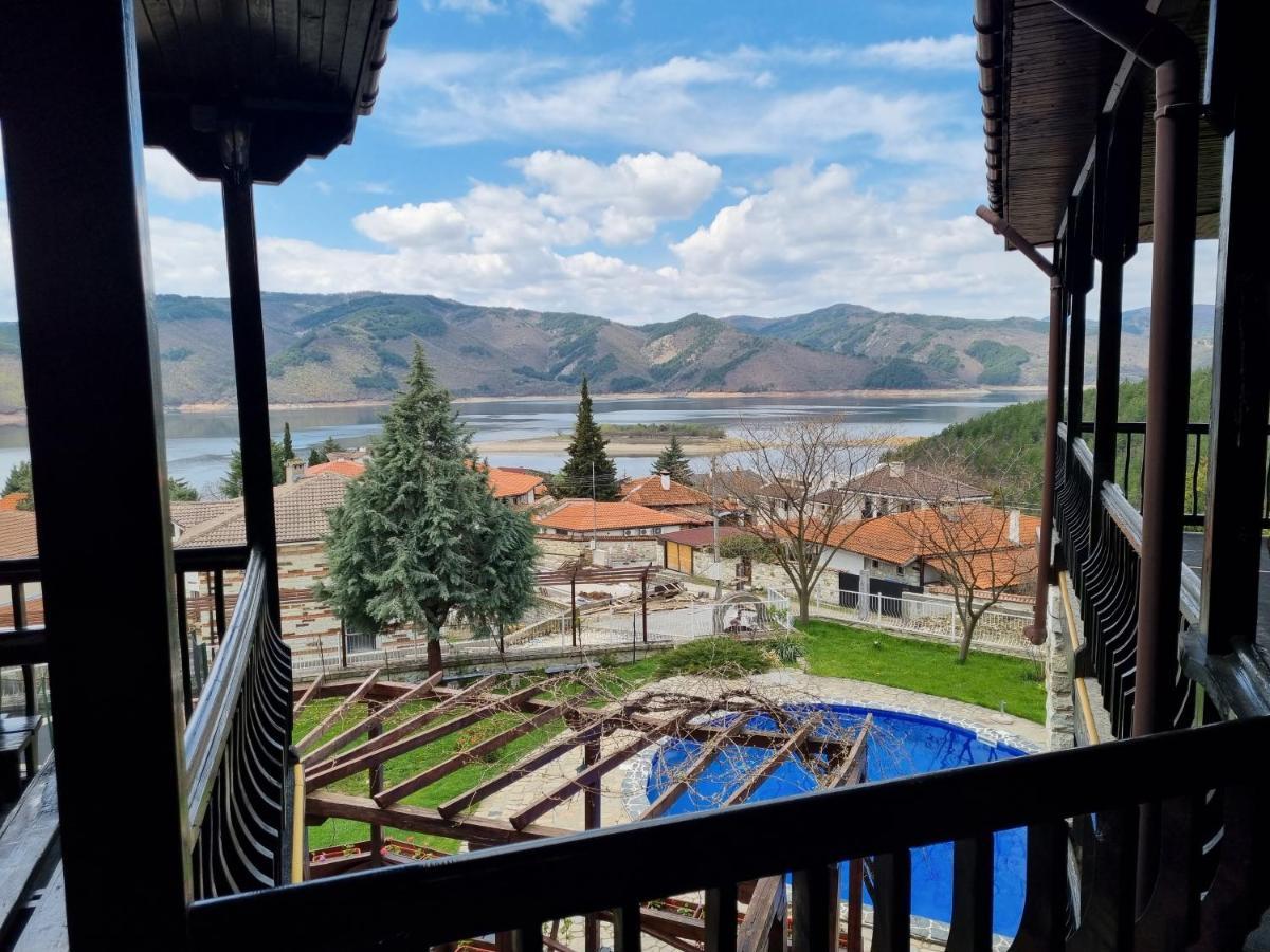 Trifon Zarezan Family Hotel Glavatartsi Bagian luar foto