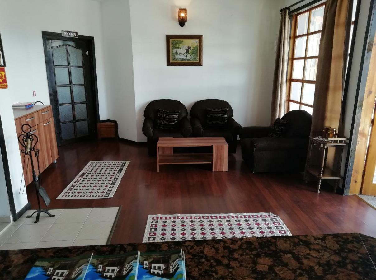Trifon Zarezan Family Hotel Glavatartsi Bagian luar foto